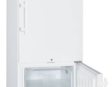 Combiné 5°C ± 3°C et -20°C, 361 litres, porte pleine
